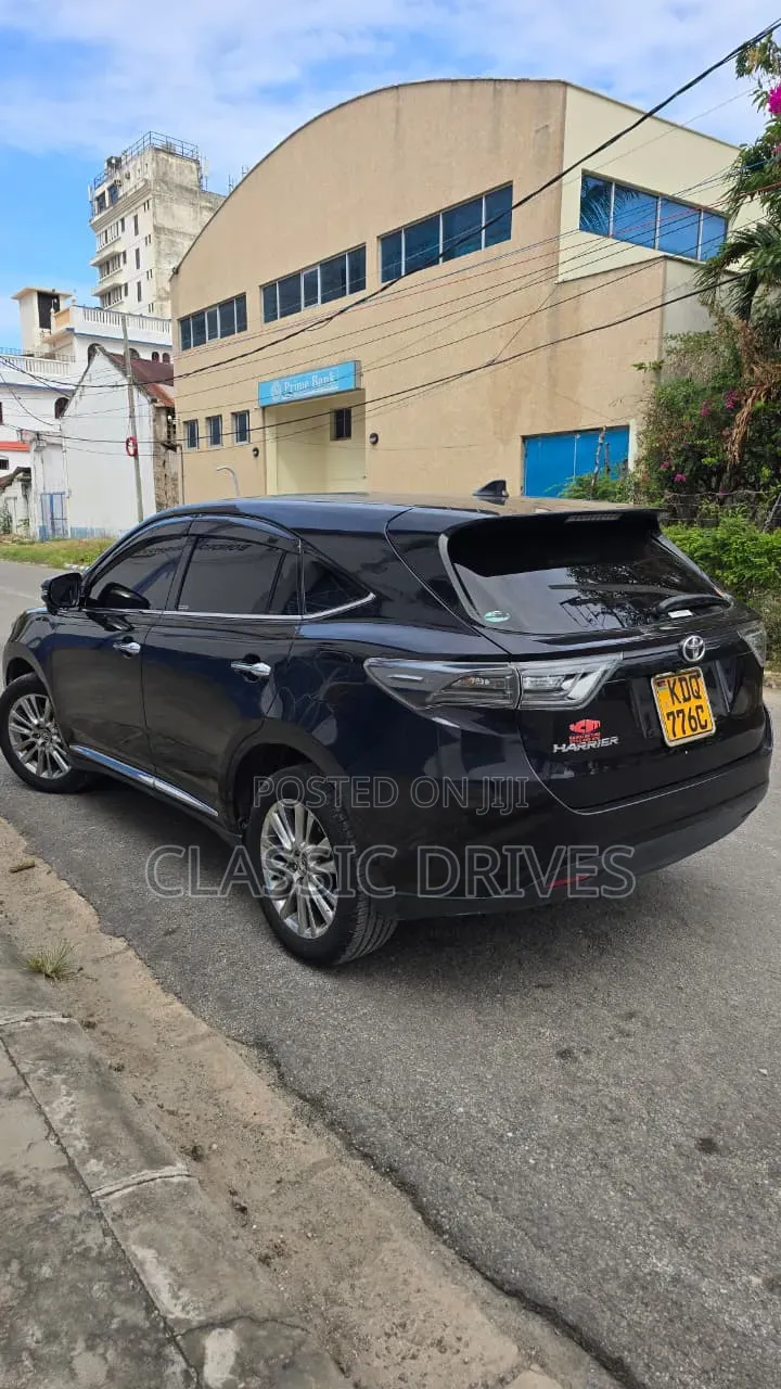 Toyota Harrier 2017 Burgundy