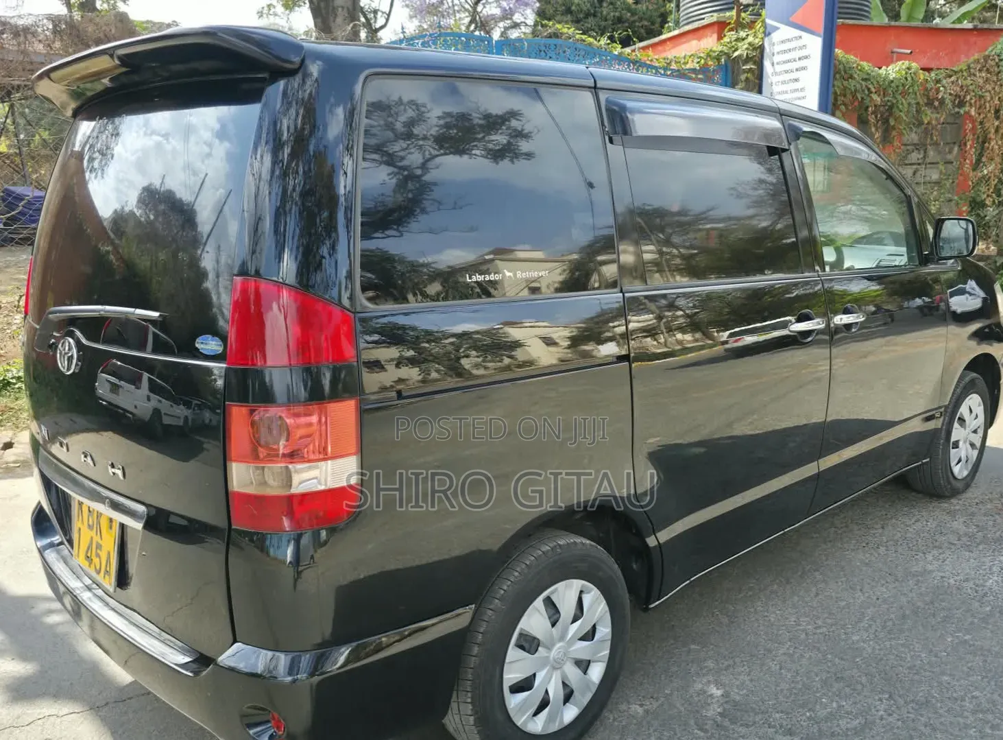 Toyota Noah 2.0 FWD (8 Seater) 2004 Black