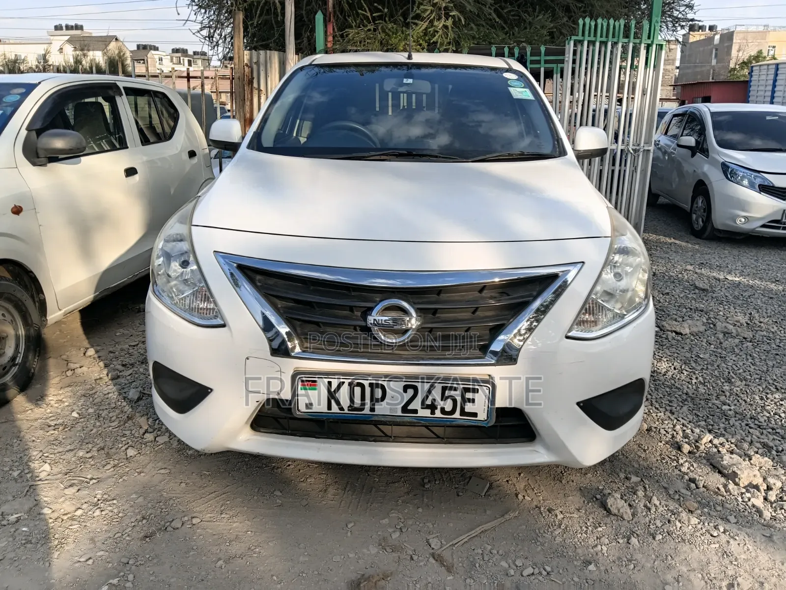 Nissan Latio 1.2 2017 Gold