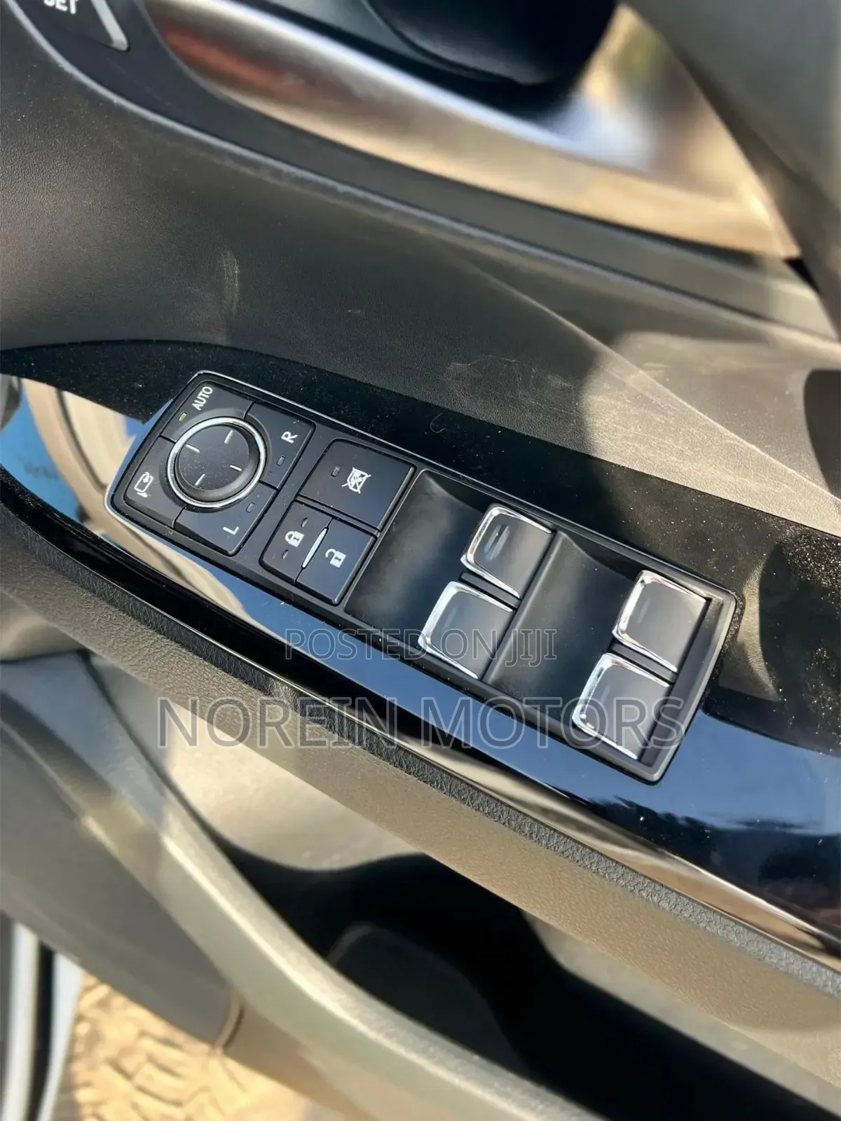 Lexus LX 570 (5 seats) AWD 2019 White