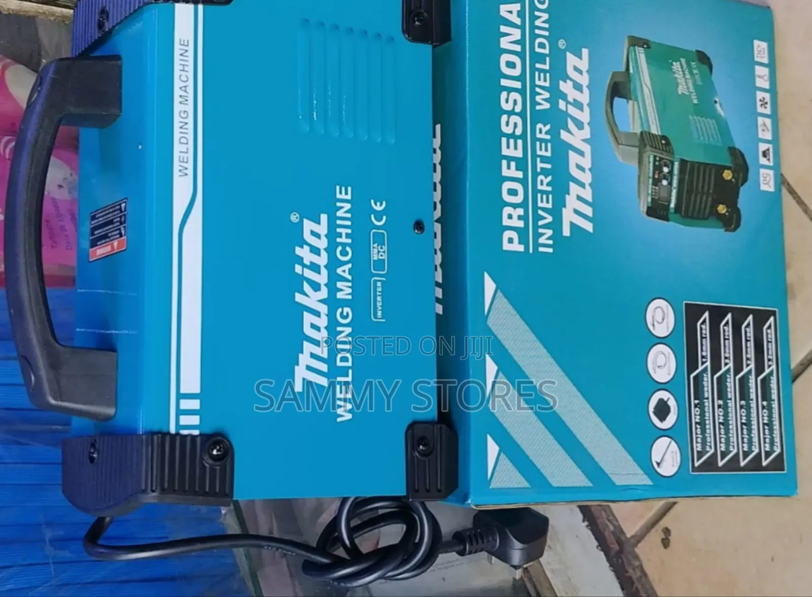 Makita Compact Professional Welding Machine