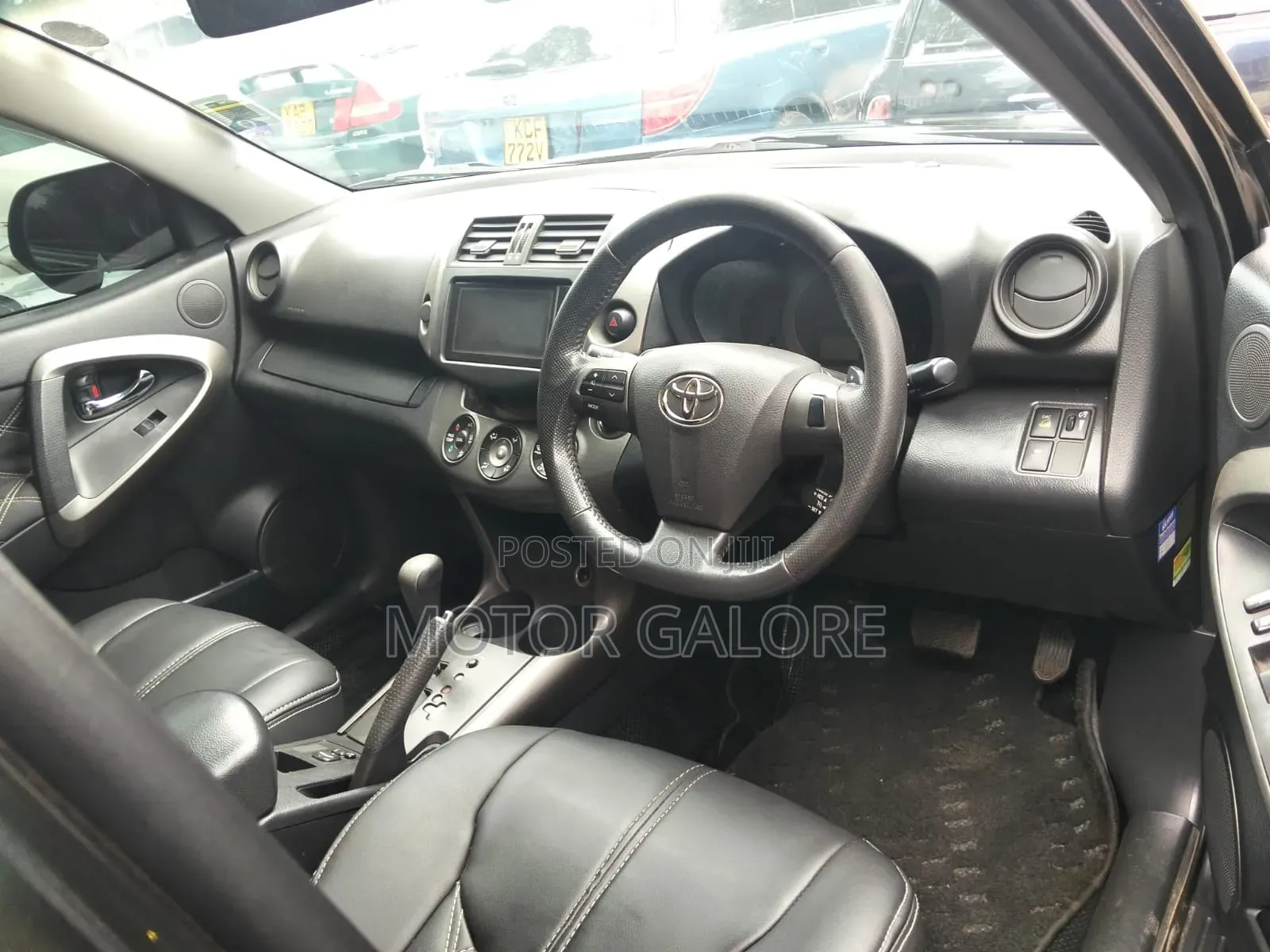 Toyota Vanguard 2012 Black