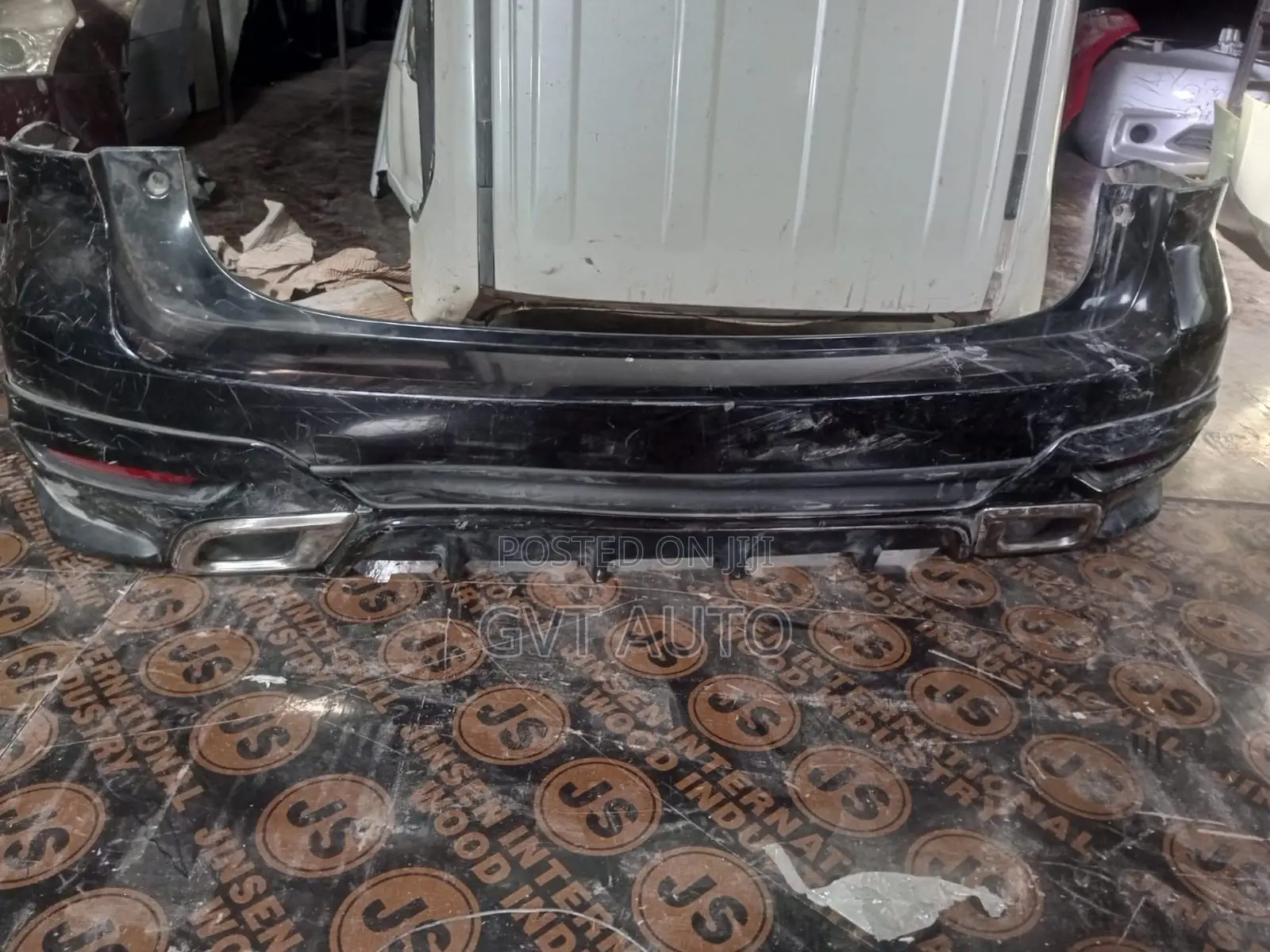 Subaru SJ/SJG Rear Bumper With Kit