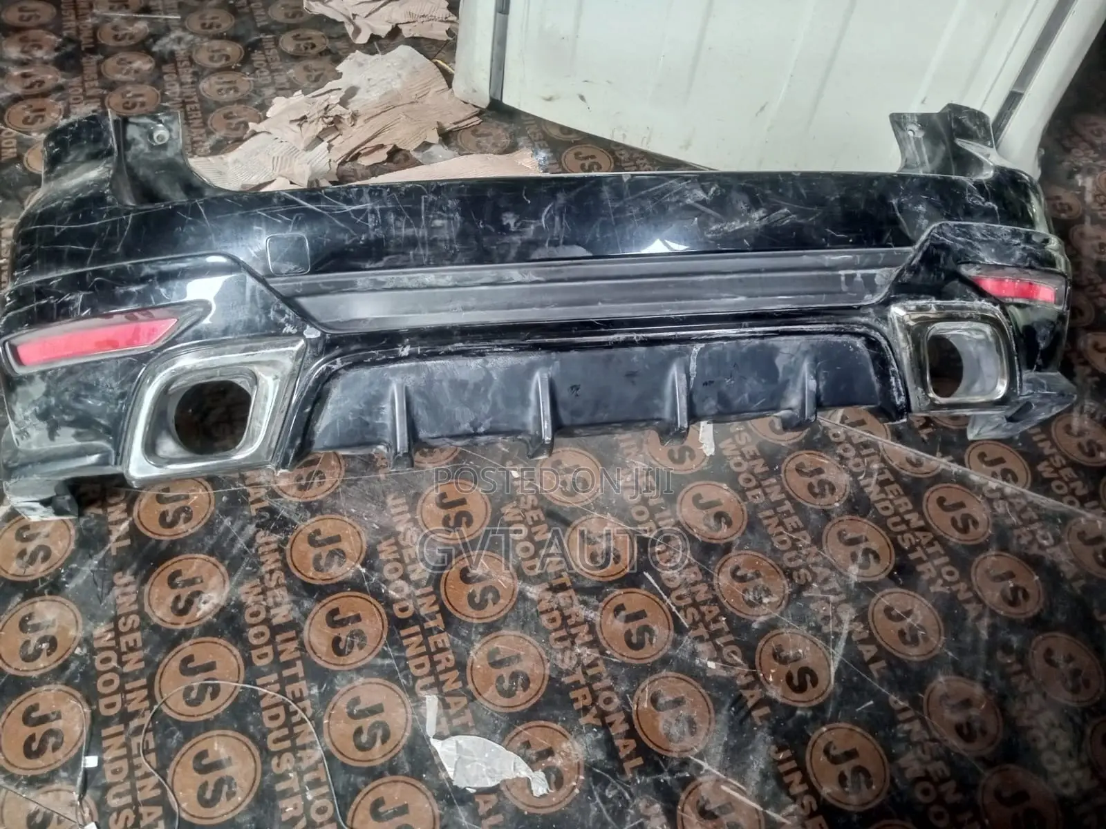 Subaru SJ/SJG Rear Bumper With Kit