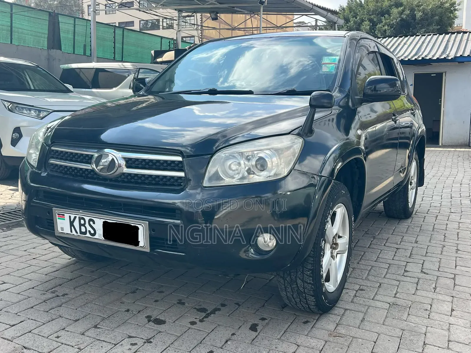 Toyota RAV4 2005 White