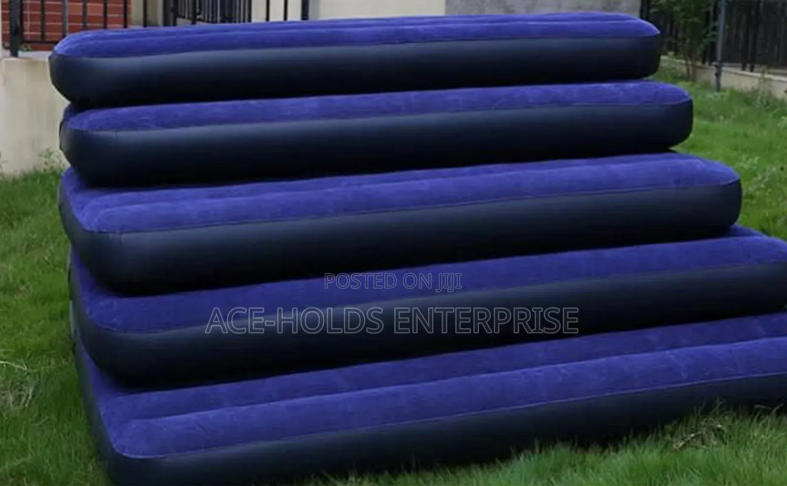 Quality Outdoor/ Indoor Inflatable Mattresses - Size: 5*6