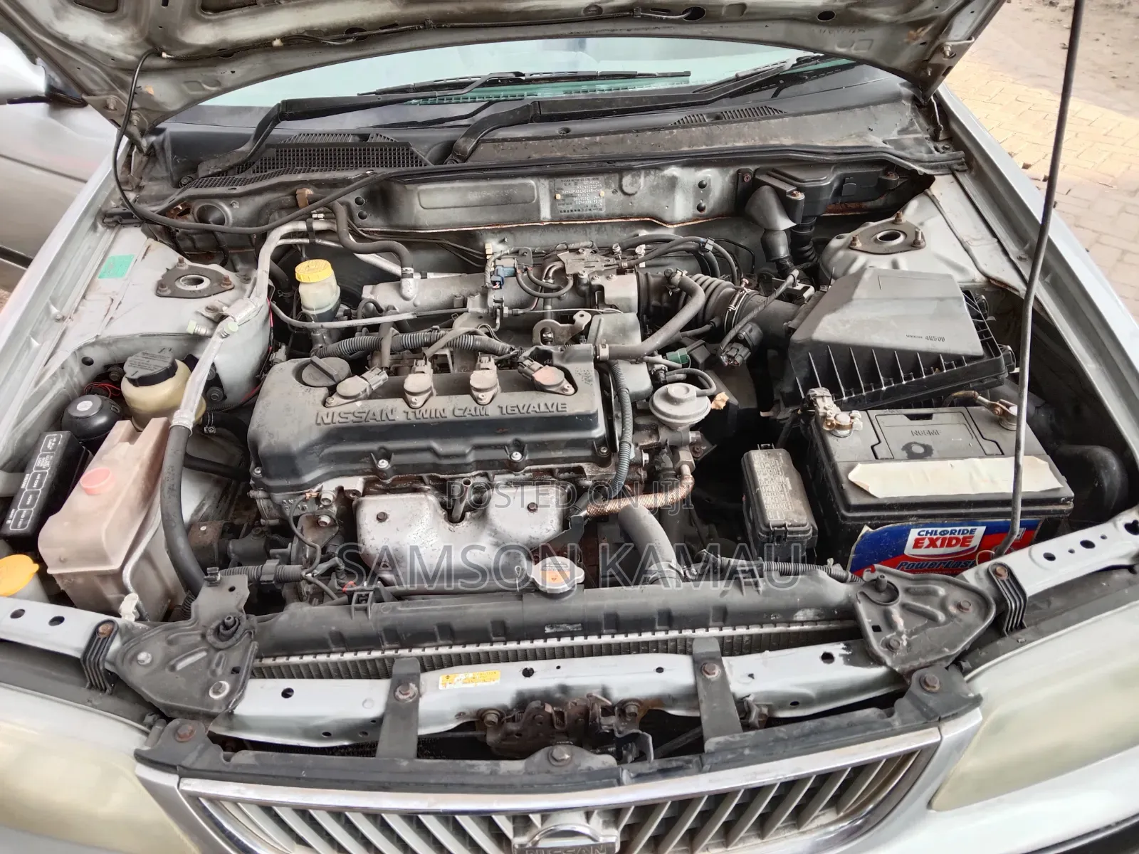 Nissan Sunny 2001 Silver