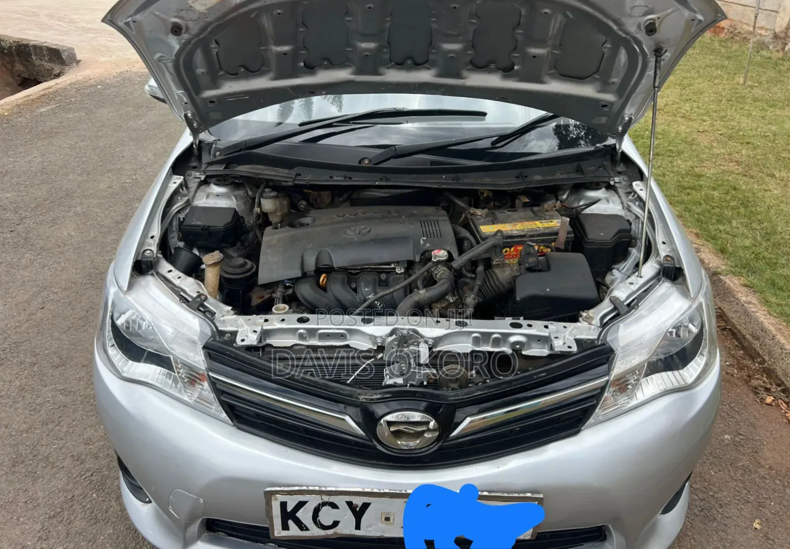 Toyota Corolla 2013 Silver