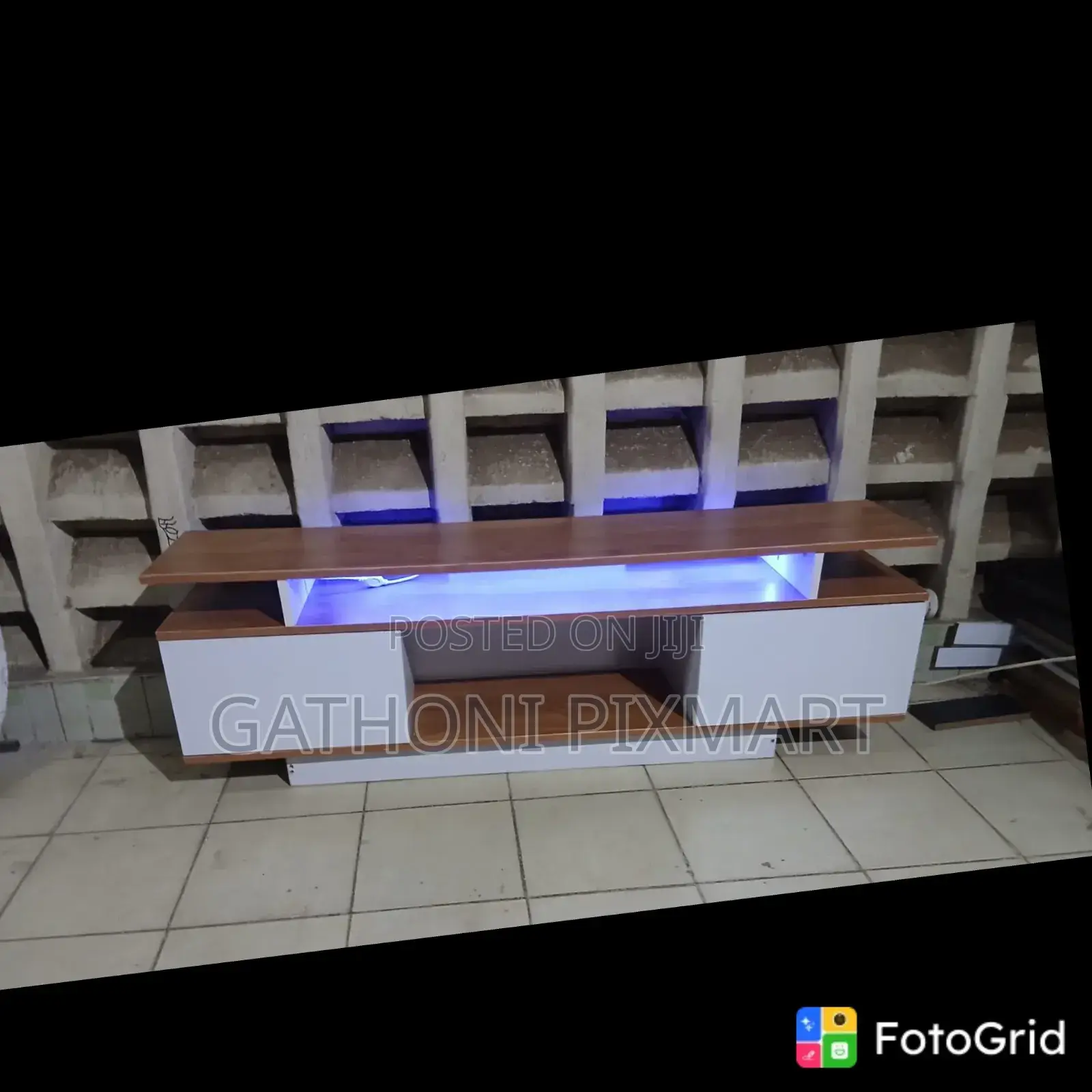 Nassau 5FT TV Stand – Stylish Entertainment Unit for Living Room