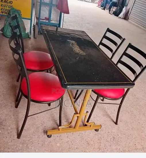 Hotel Seats and Table