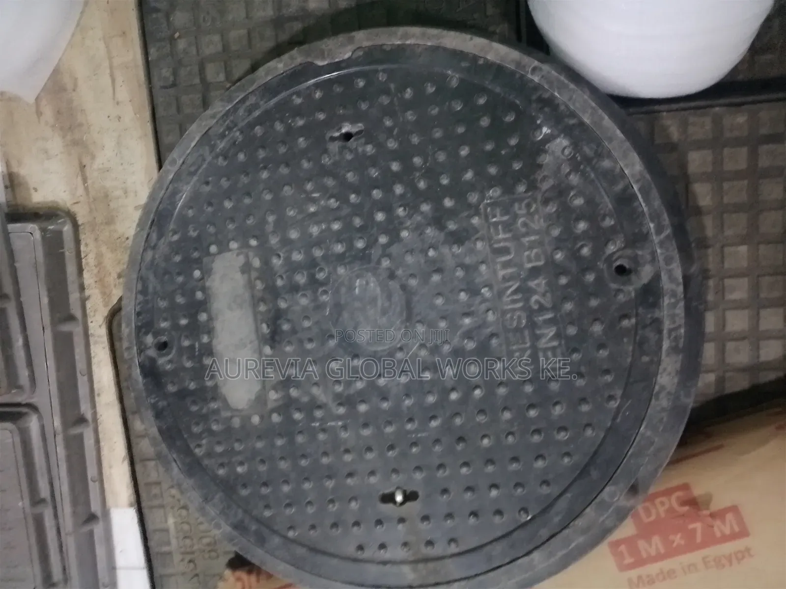 Resin Tuff Manhole Cover