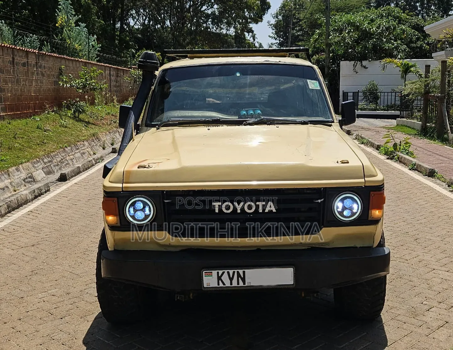 Toyota Land Cruiser Wagon 1981 Beige