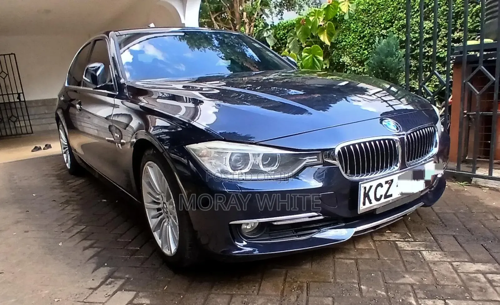 BMW 328i 2013 Blue