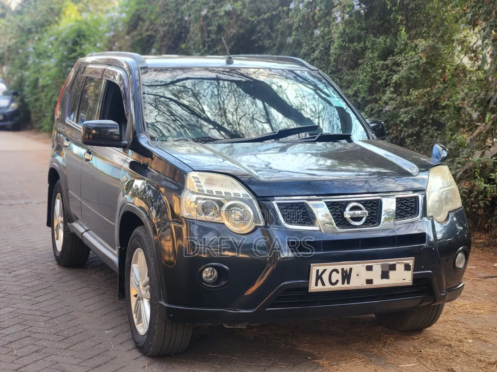 Nissan X-Trail 2012 Black