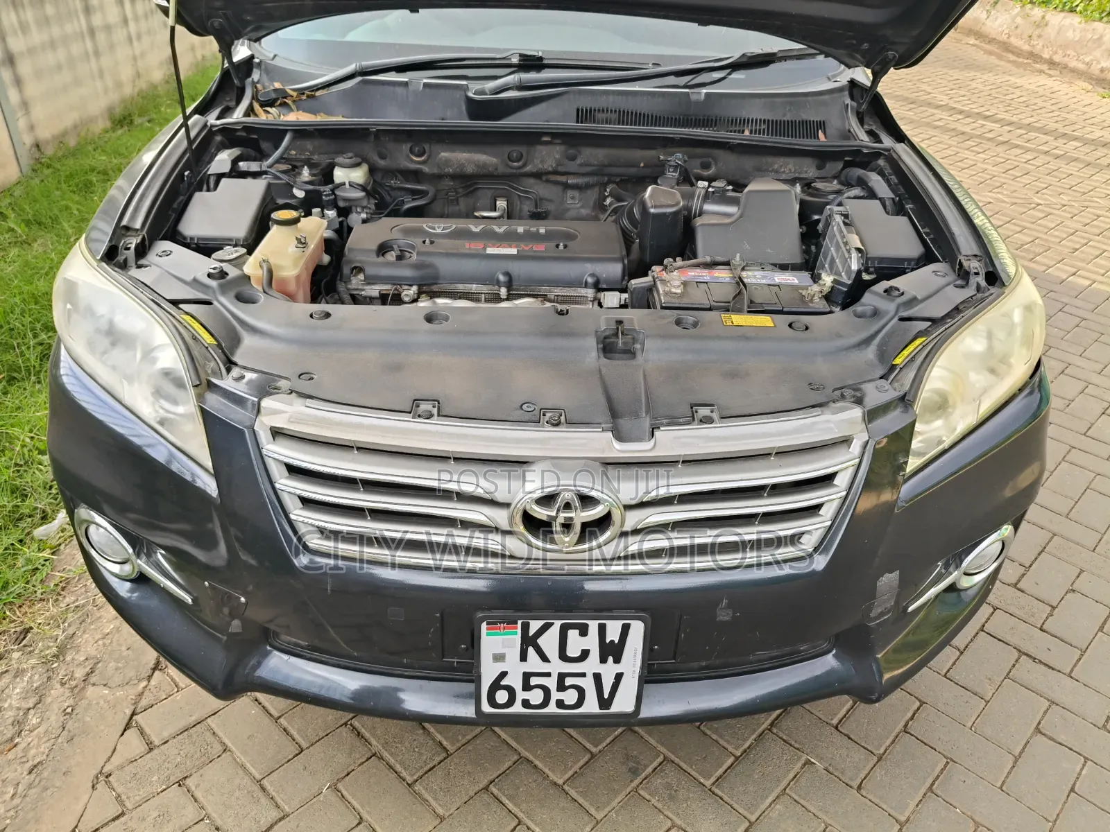 Toyota Vanguard 2012 Gray
