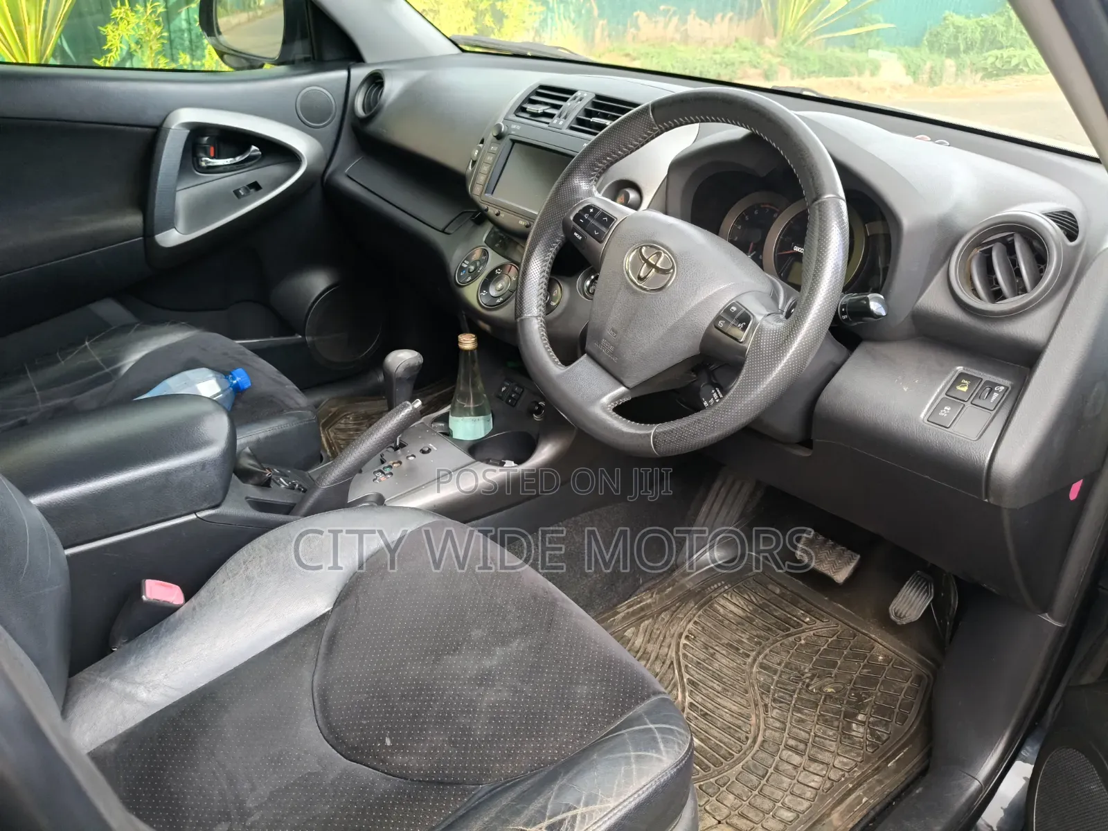 Toyota Vanguard 2012 Gray