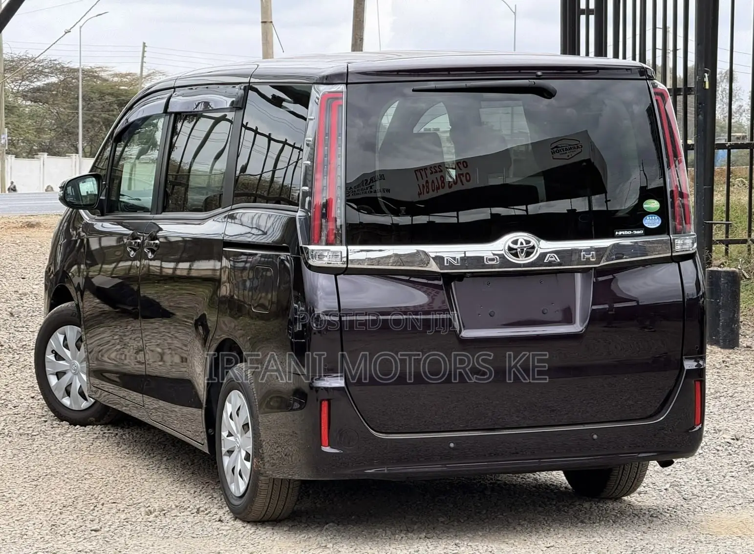 Toyota Noah 2.0 FWD (7 Seater) 2019 Brown