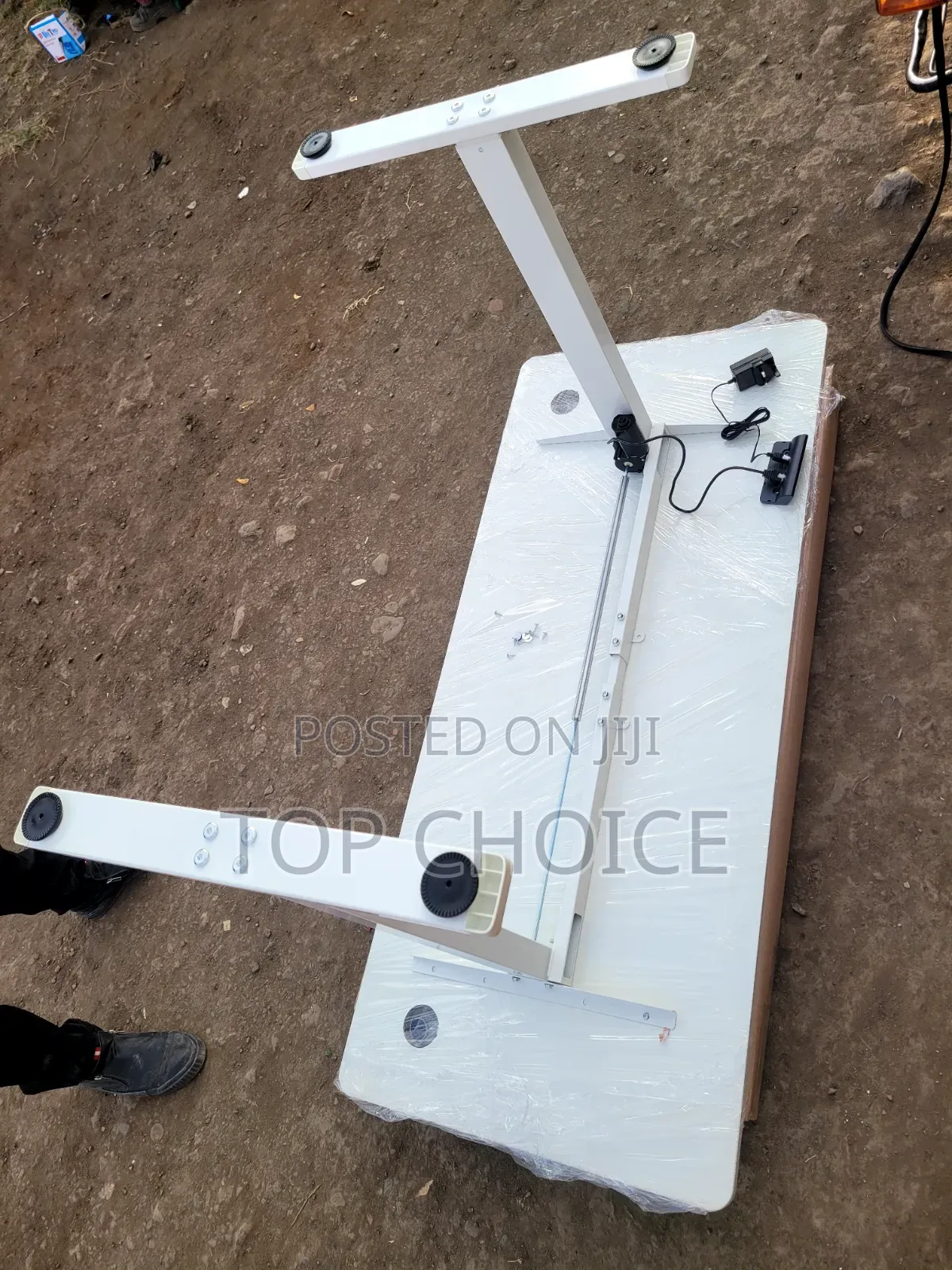 Electric Monitored Adjustable Desk 1.4m