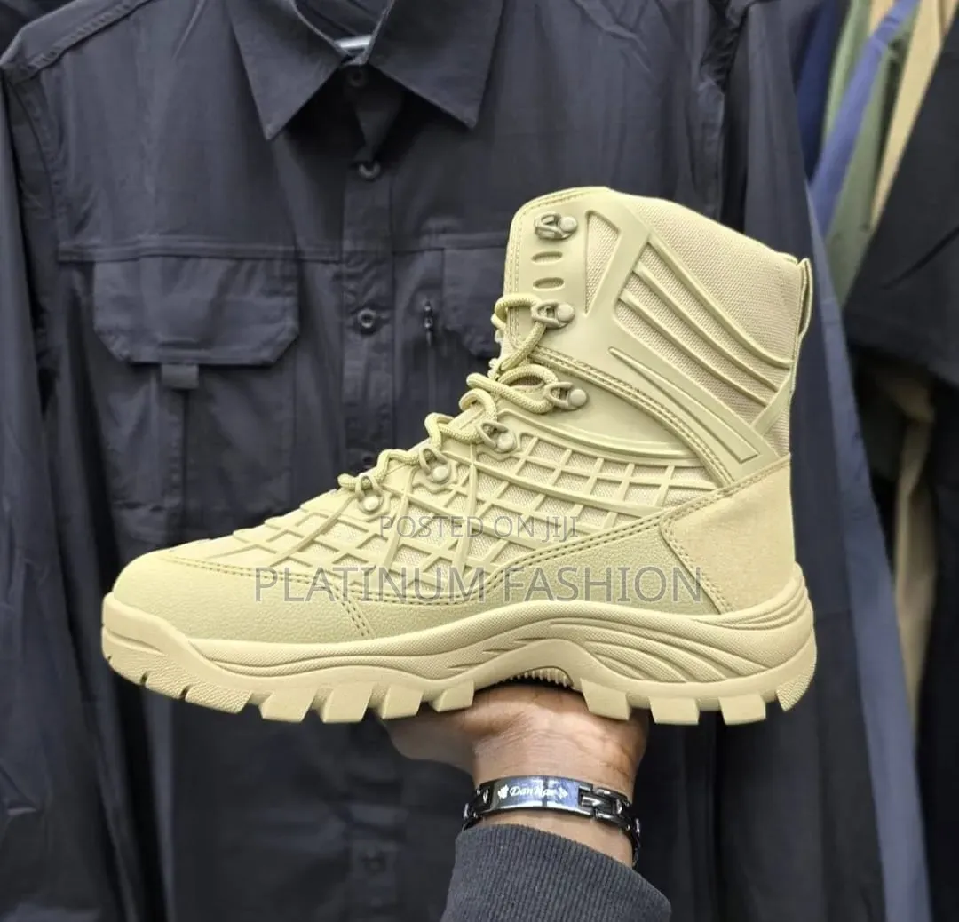 A533 Boots