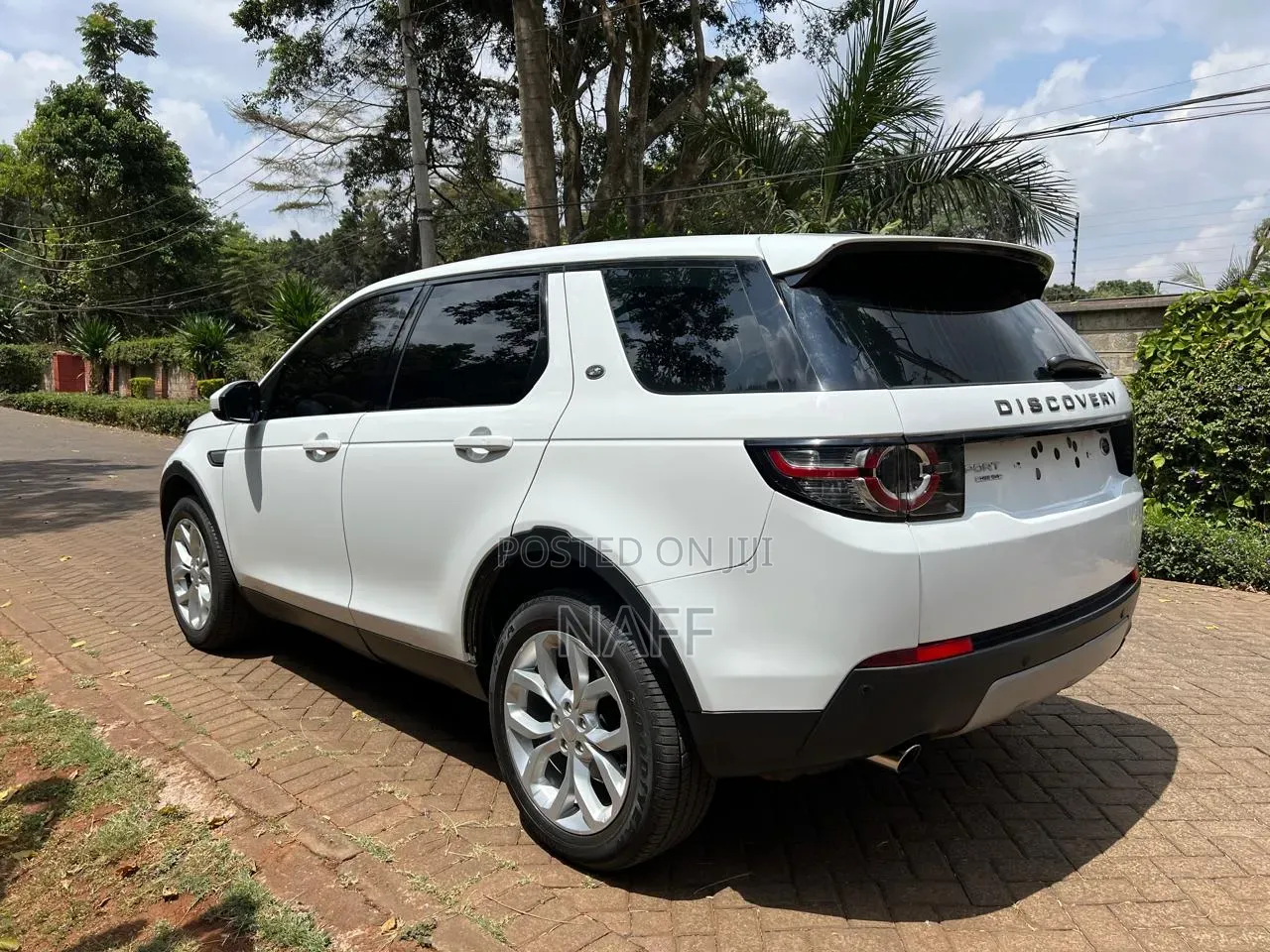 Land Rover Discovery Sport HSE LUX 2015 White
