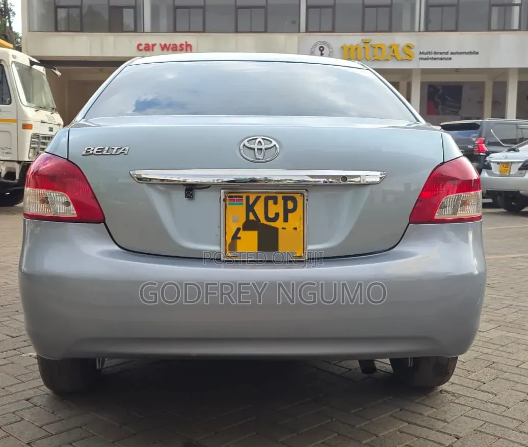 Toyota Belta 2010 Gray
