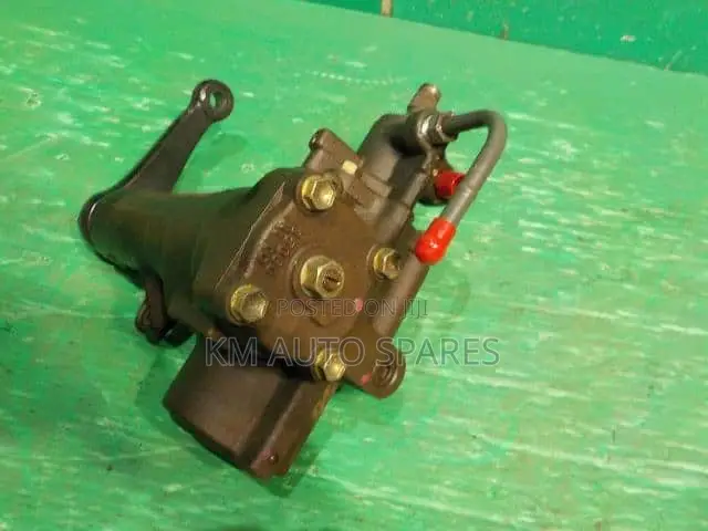 Toyota Hilux Steering Box