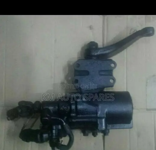 Toyota Land Cruiser 80 Series Steering Box