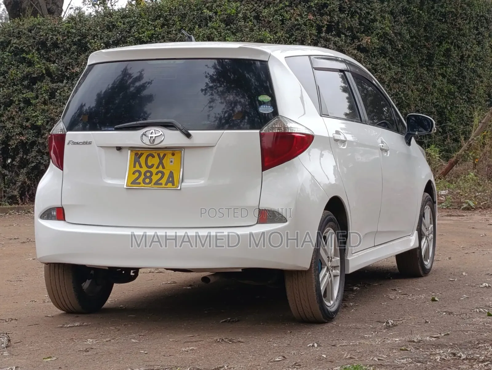 Toyota Ractis 2012 White