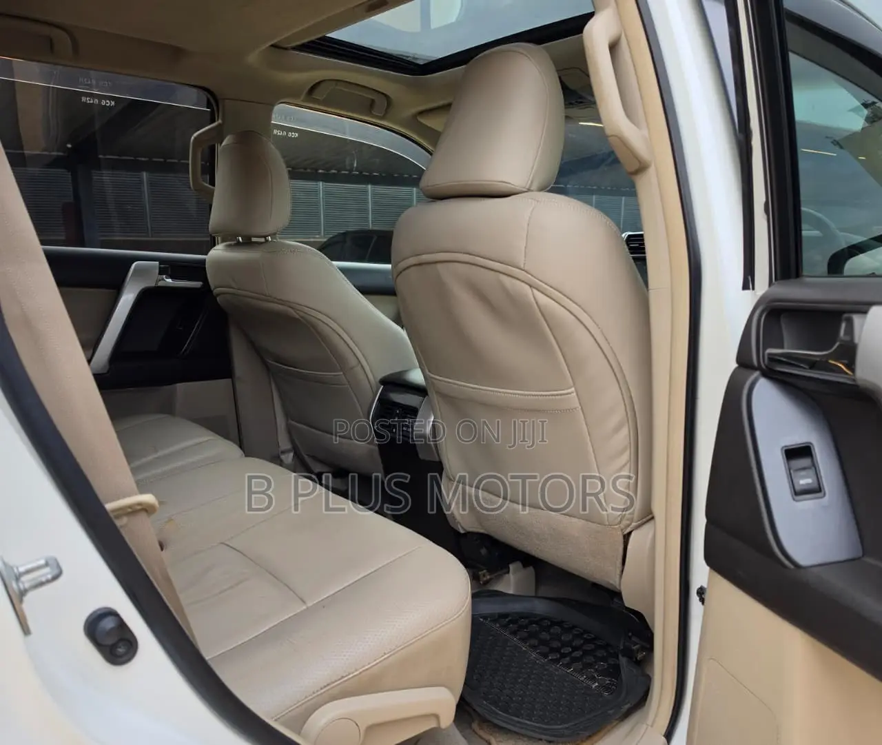 Toyota Land Cruiser Prado 2009 White