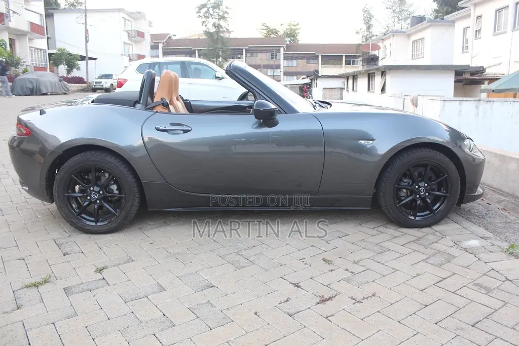 Mazda MX-5 Miata RF 2018 Gray