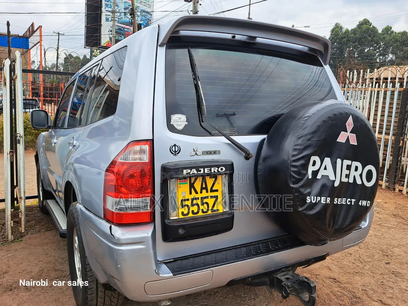Mitsubishi Pajero 2003 Silver