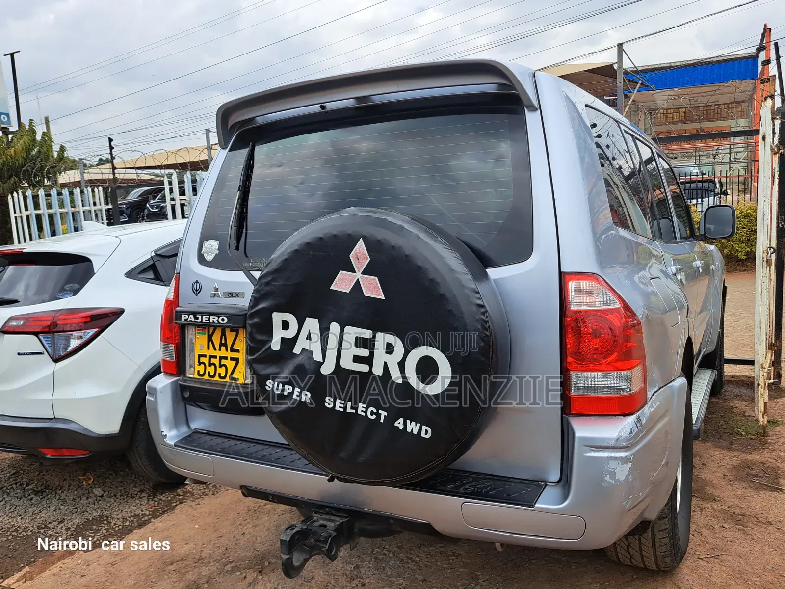 Mitsubishi Pajero 2003 Silver