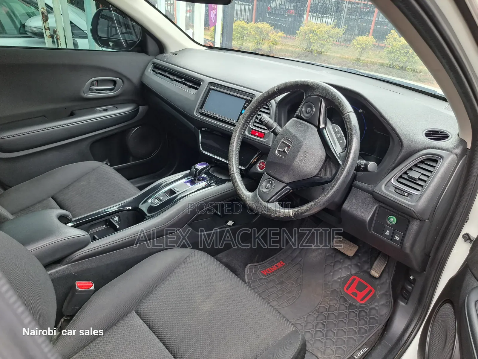 Honda Vezel 2017 White