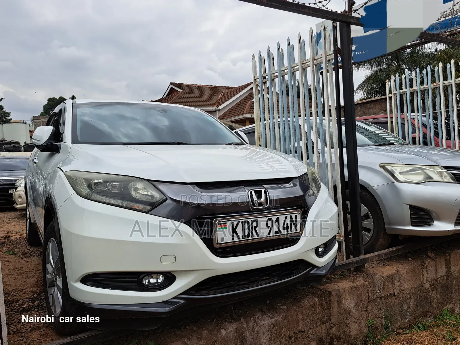 Honda Vezel 2017 White