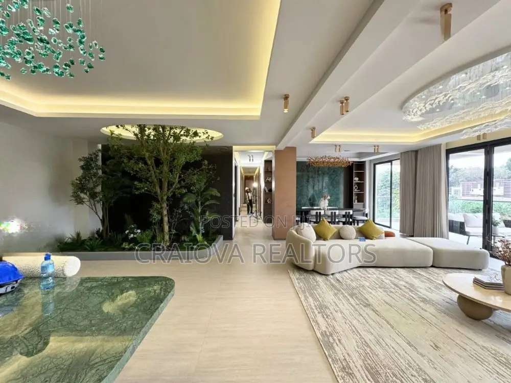 5bdrm Apartment in Spring Valley for sale