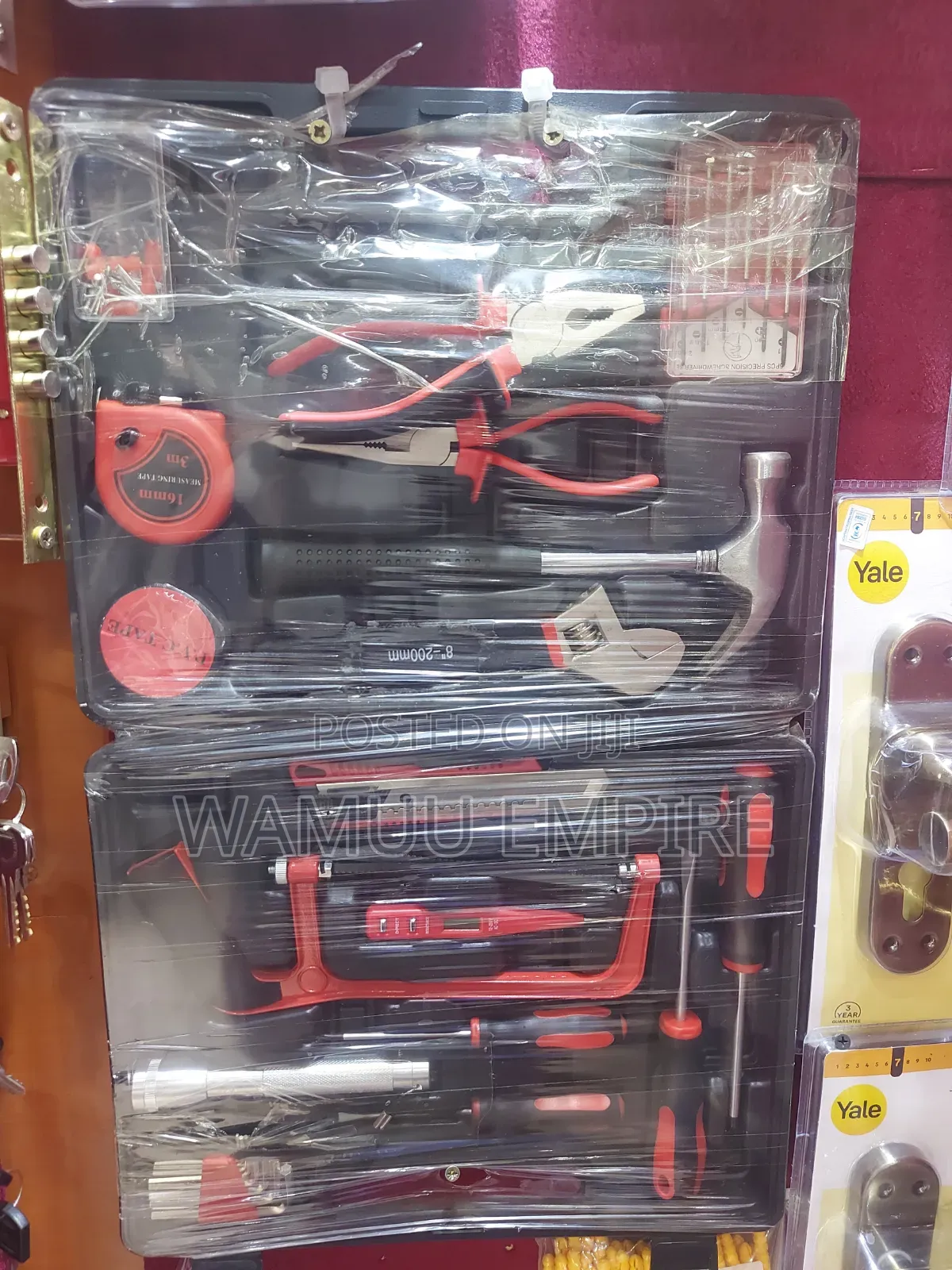 A Portable 32-Piece Household Hand Tool Set