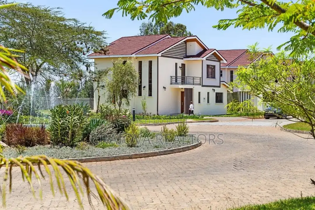 4bdrm Villa in Junction for sale