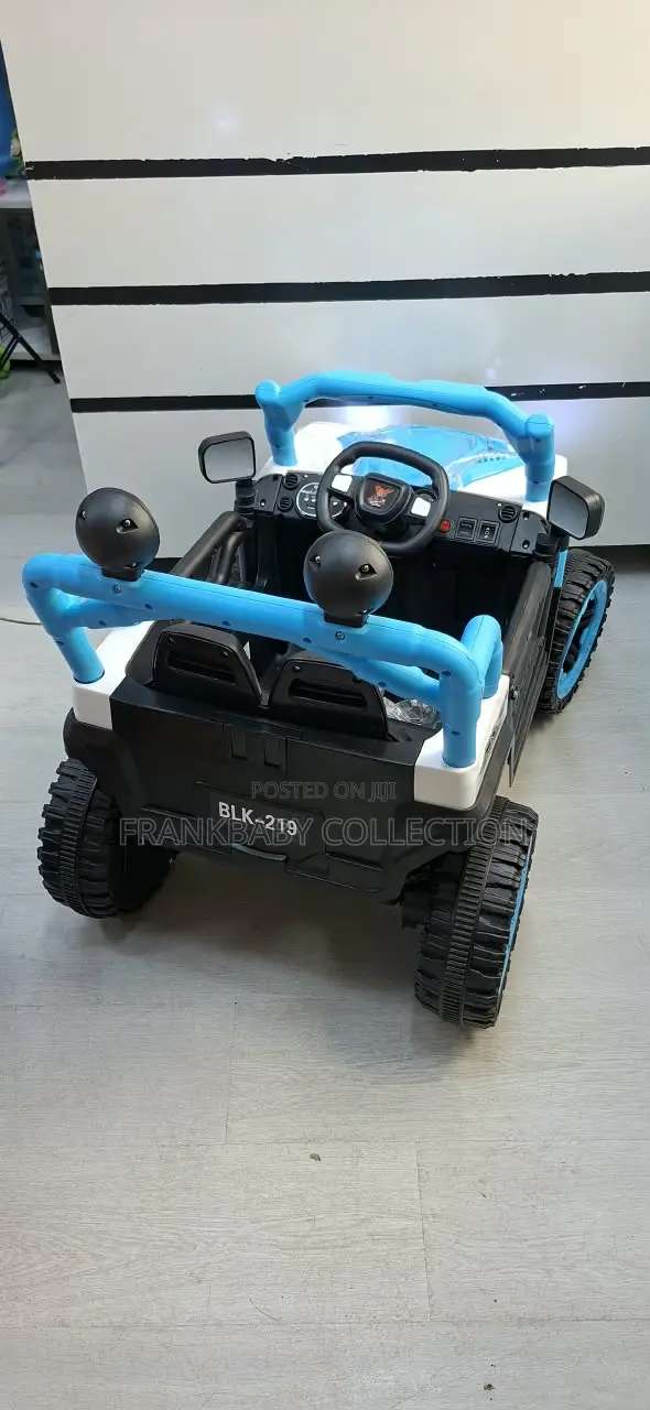 Kids Electric Car With Remote Control, Music Lights