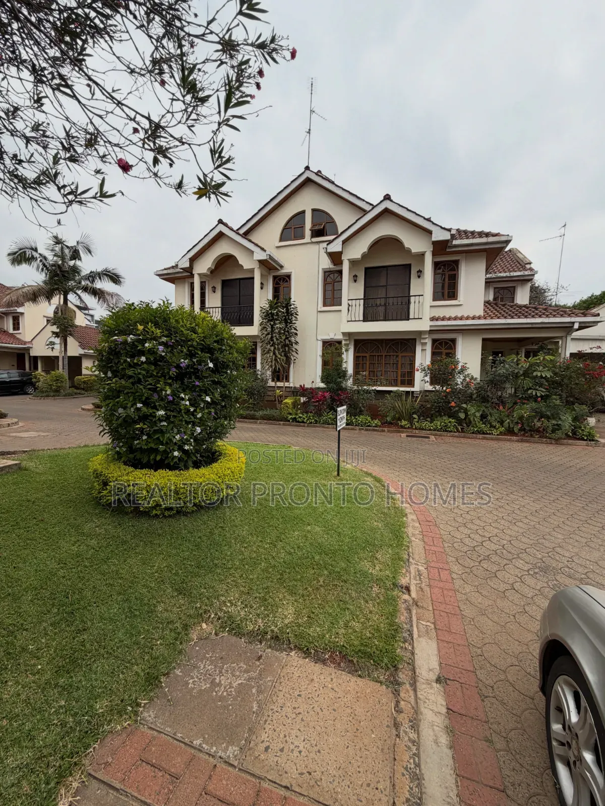 4bdrm Townhouse / Terrace in Lavington, Muthangari for rent