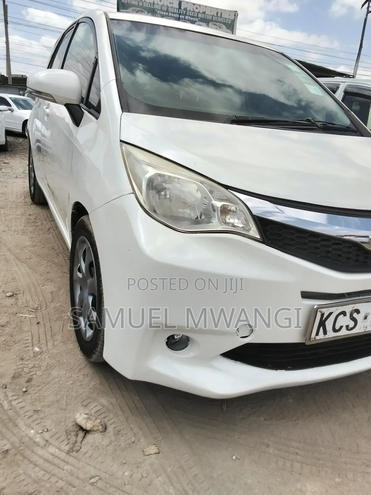 Subaru Trezia 2012 White