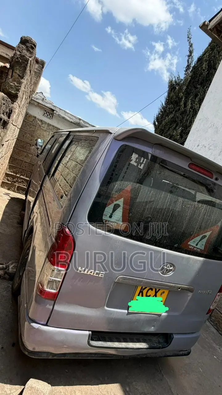 Toyota HiAce 2012 Grey