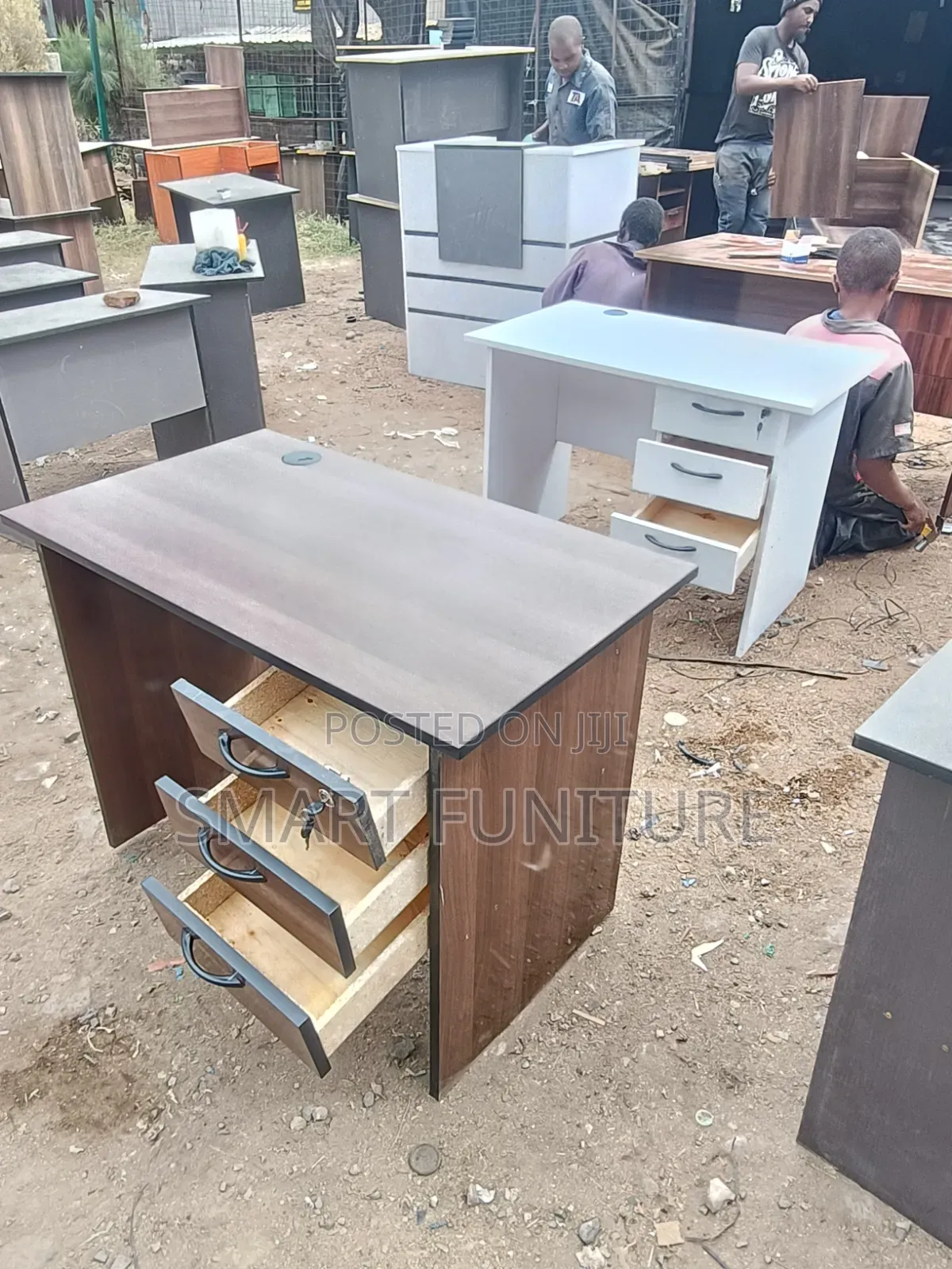 Modern Family OFFICE DESK