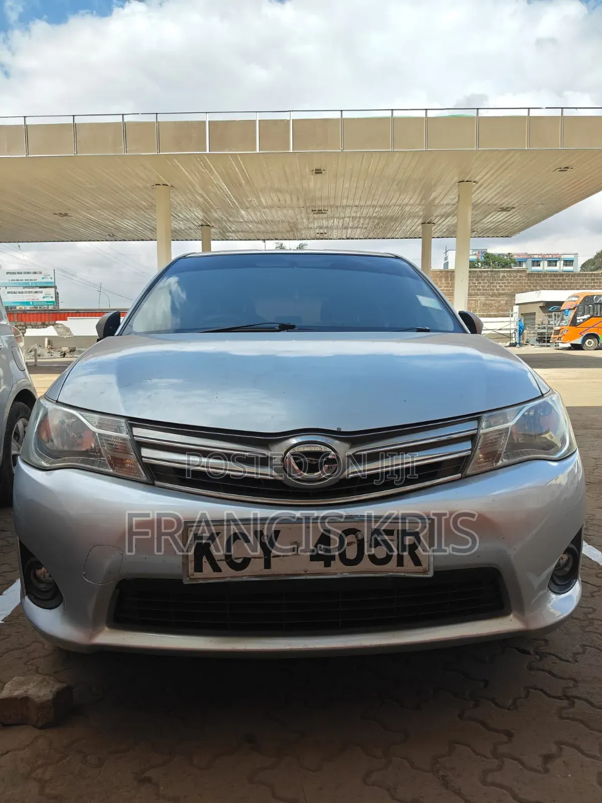 Toyota Corolla Fielder 2013 Silver