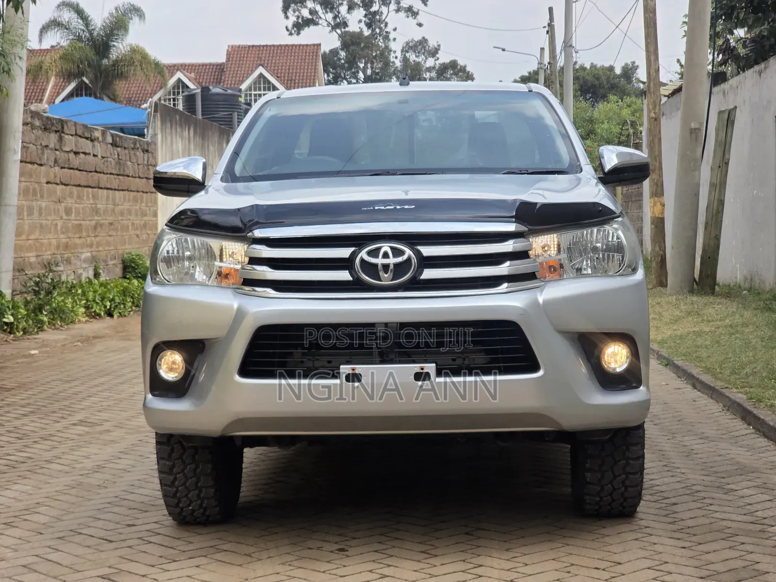 Toyota Hilux 2019 Silver