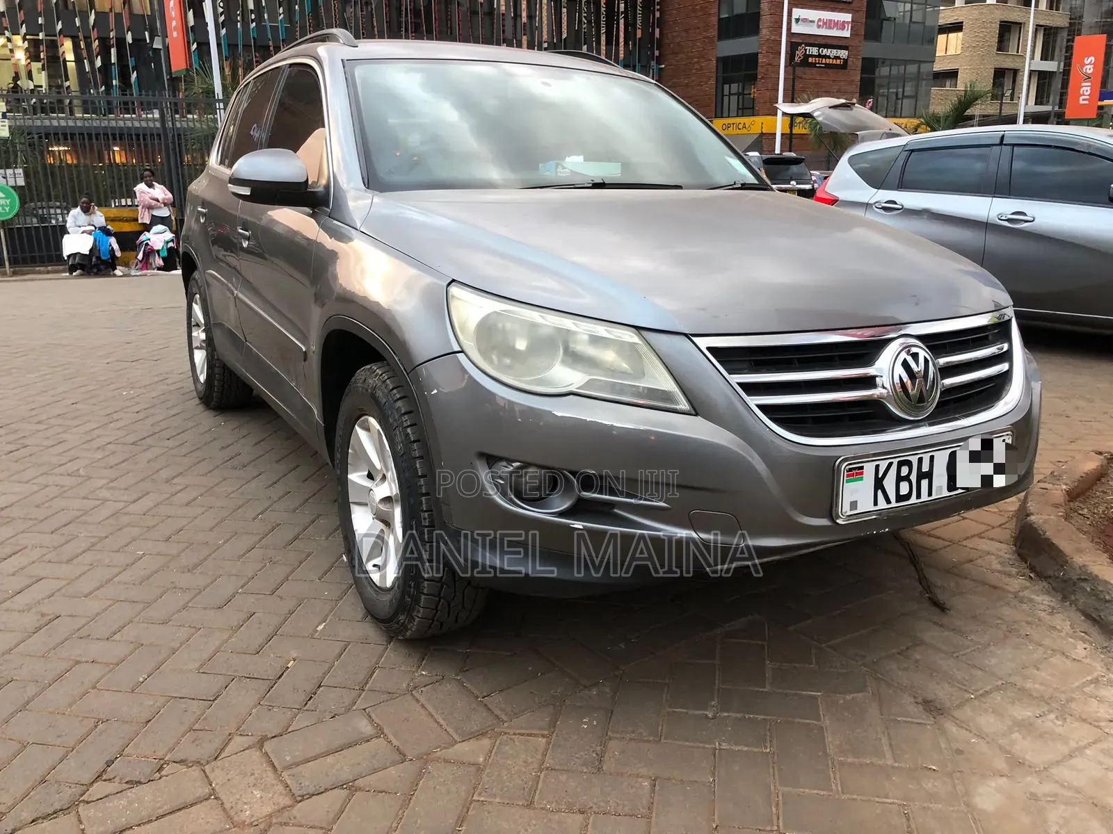 Volkswagen Tiguan 2009 Gray