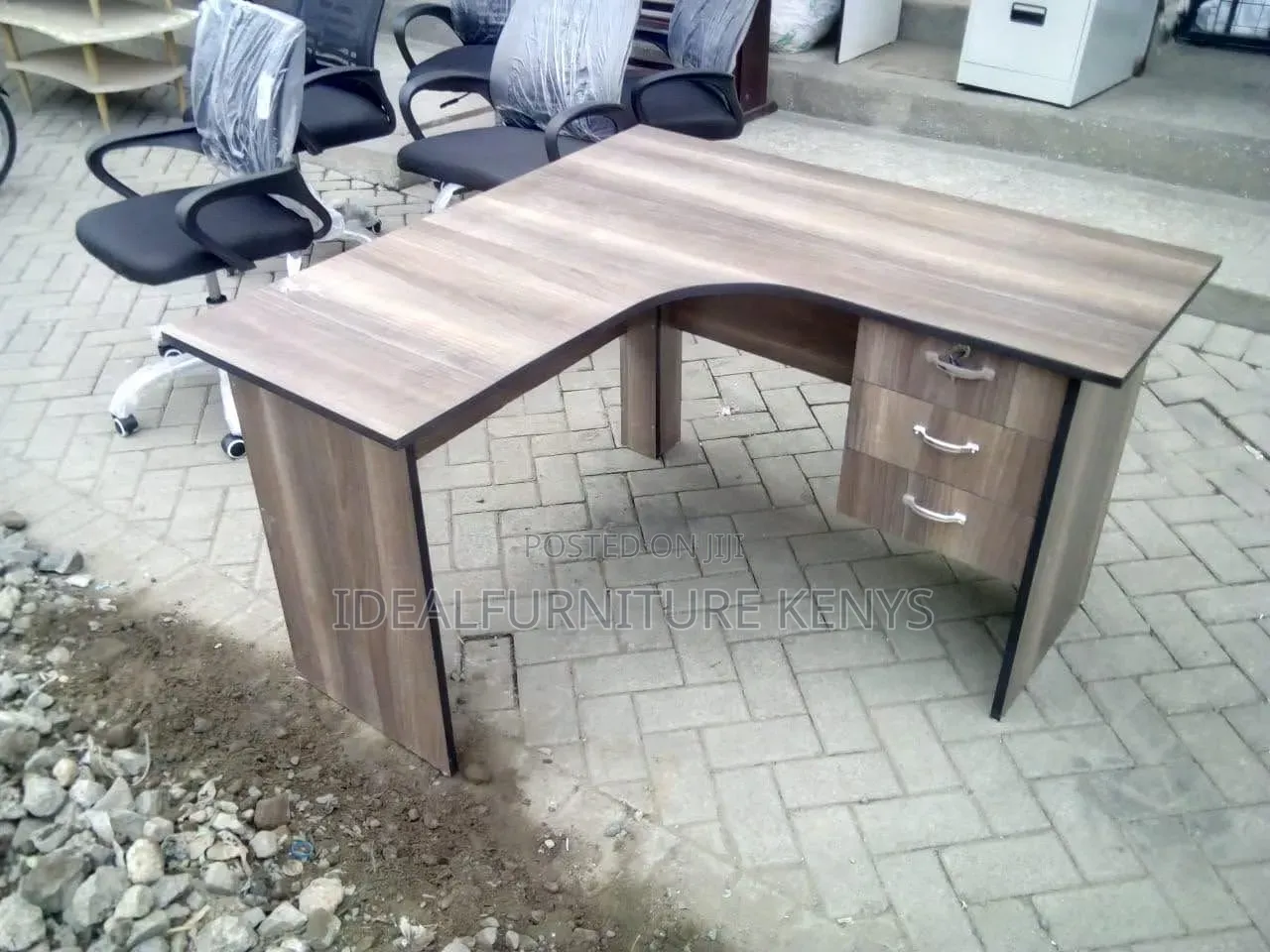 L L-Shaped Office Desk