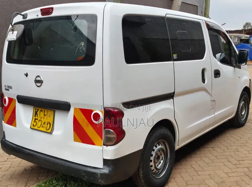 Nissan NV200 2012 White