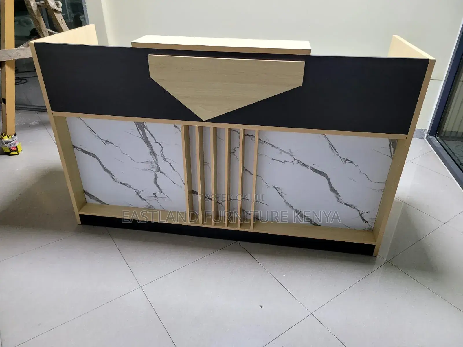 Modern Reception Counter Desk