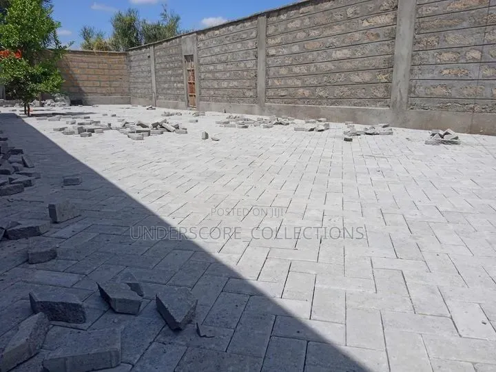 50mm Quad-Shaped Cabros Per SQM