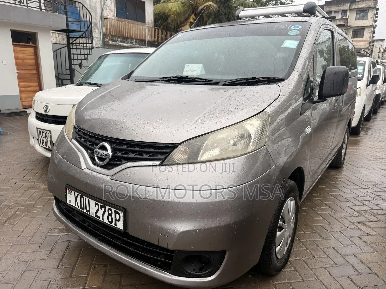 Nissan NV200 2018 Brown